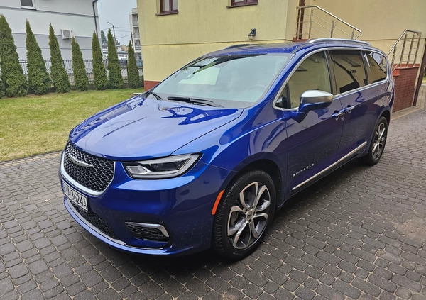 Chrysler Pacifica cena 245877 przebieg: 65537, rok produkcji 2021 z Pakość